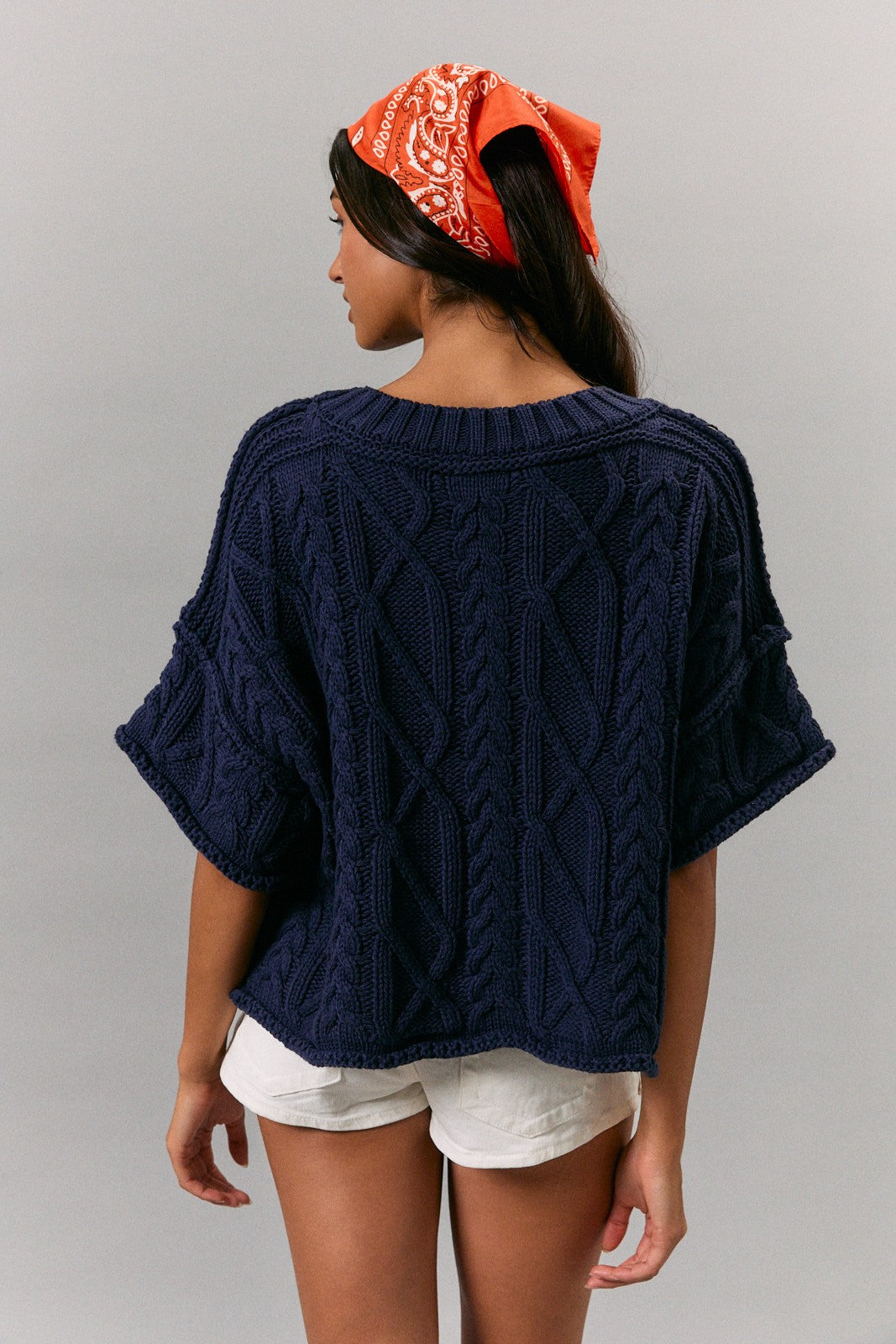 Round Neck Short Sleeve Knit Sweater Top